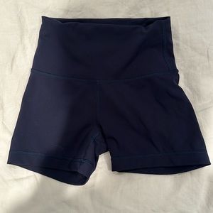 Lululemon Wunder Train Short, 4 in inseam